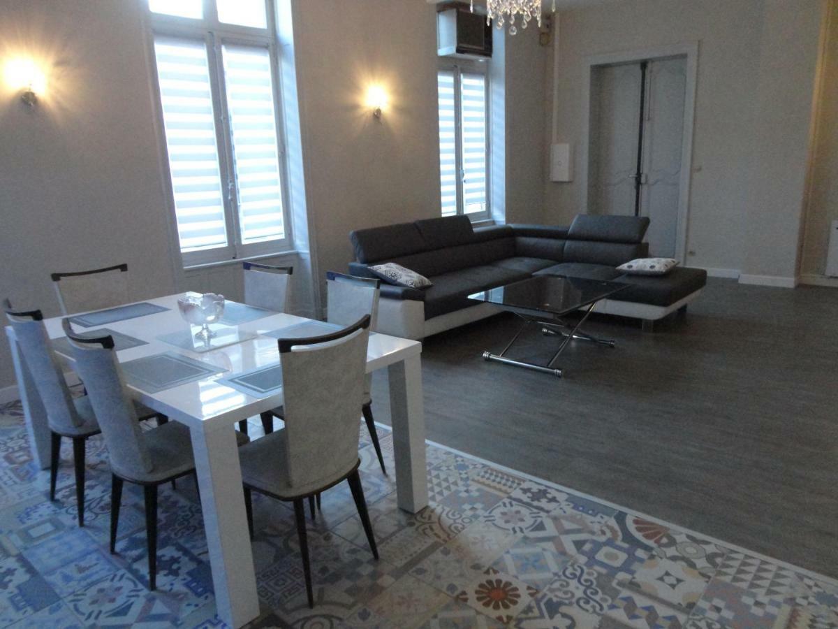 Mistral Apartment การ์กาซอน ภายนอก รูปภาพ